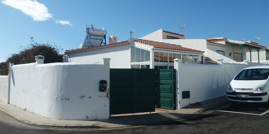 FEA-front-casa-eva-tenerife-abades