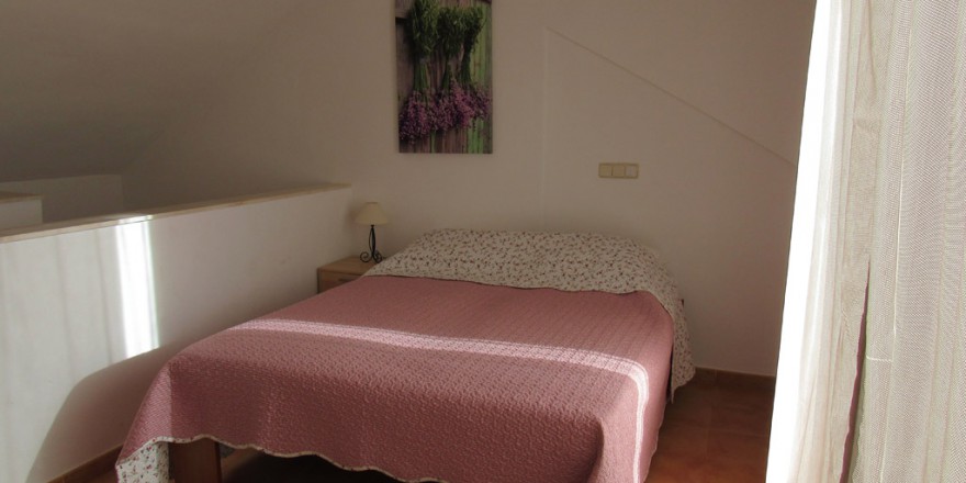 Slaapkamer-Camaro-Relleu-Benidorm-vakantiehuis-in-spanje