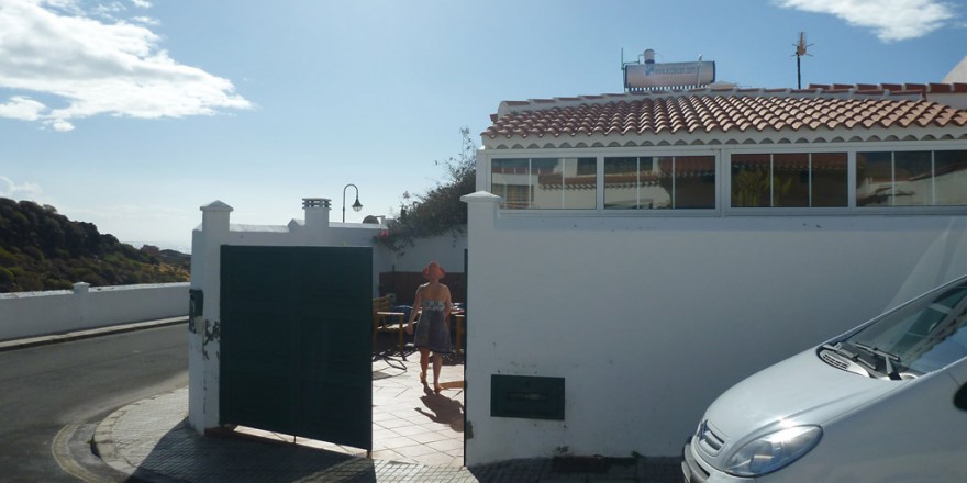 front-2-casa-eva-tenerife-abades