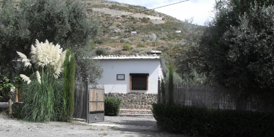 FEA-front-Cortijo-Uva-Orchiva-vakantiehuis-in-spanje