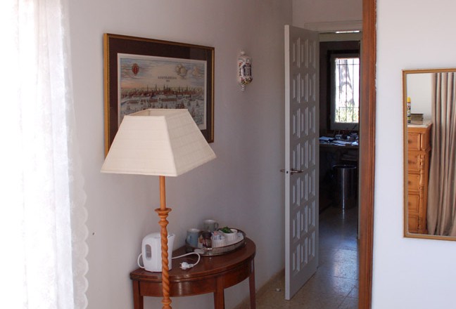 Gang-Villa-Sotavent-Vall-Llobrega-vakantiehuis-in-spanje