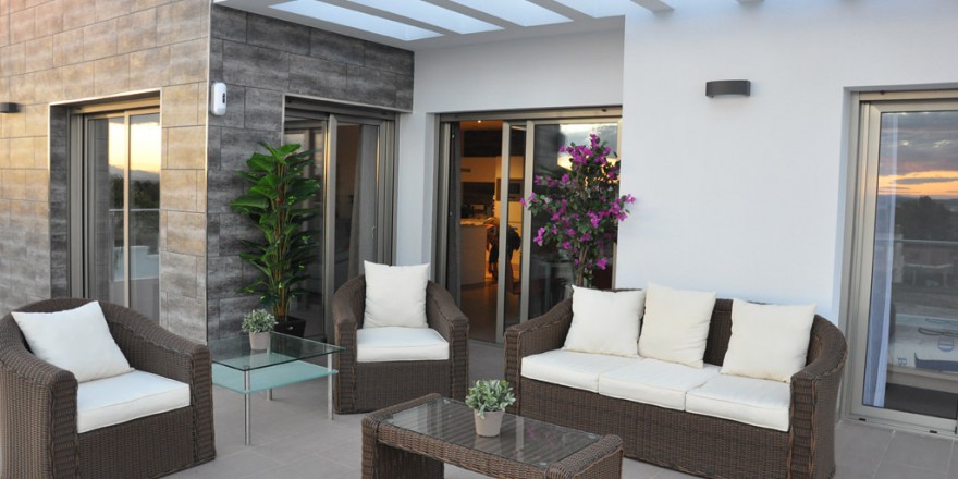 terras-Casa-Wishenjoy-San-Fulgencia-vakantiehuis-in-spanje